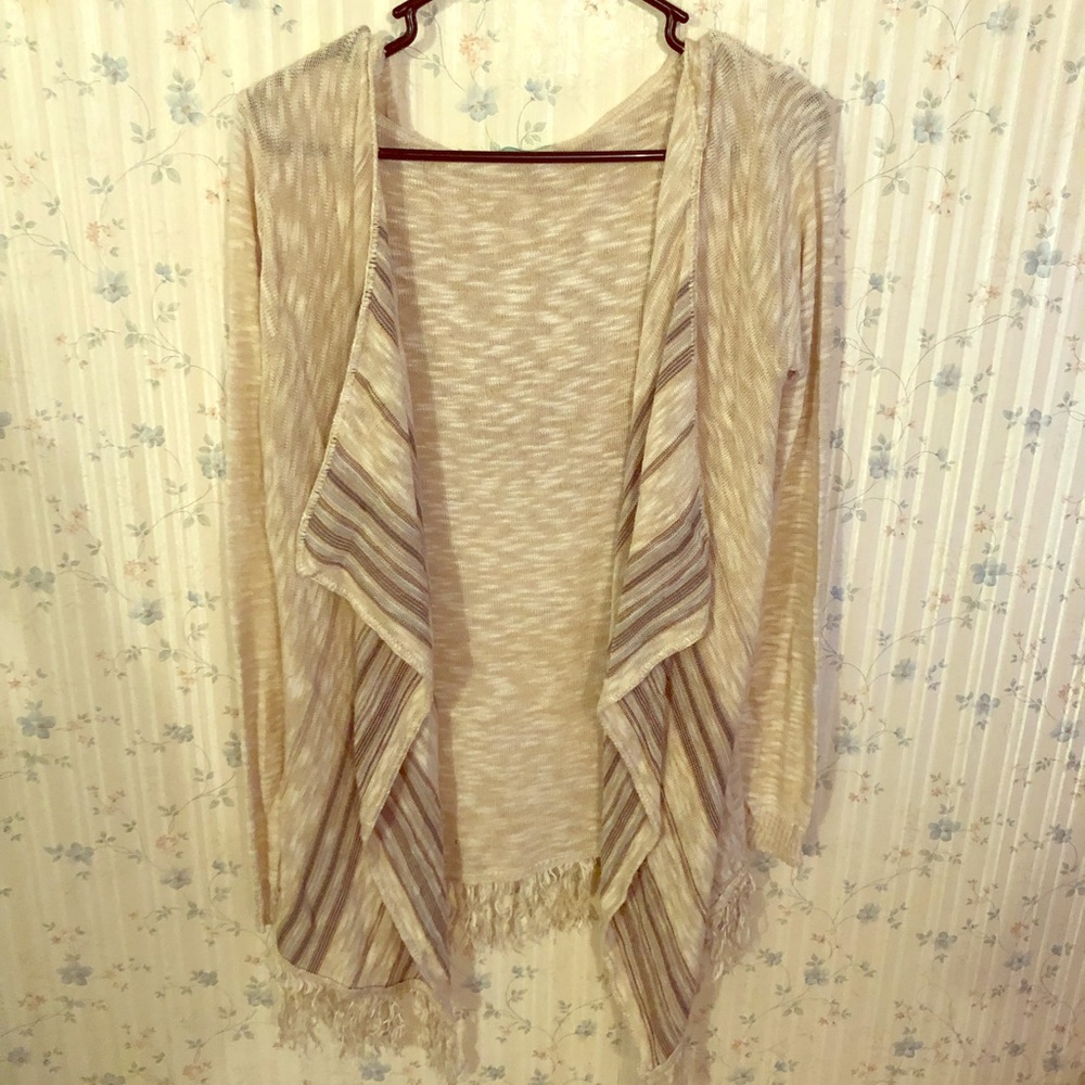 Neutral toned cardigan